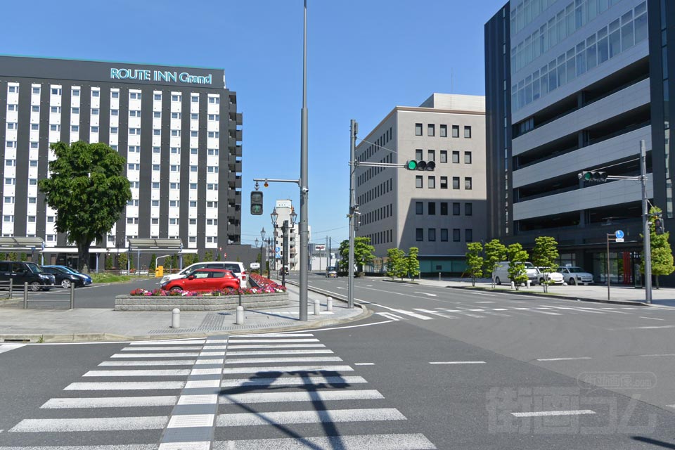 東武太田駅南口前