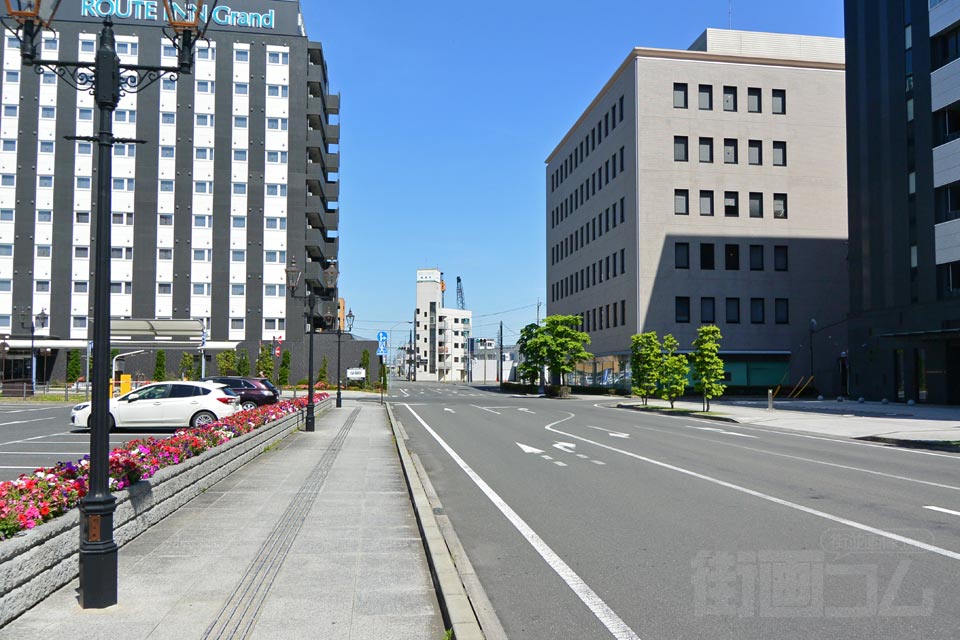 東武太田駅南口前