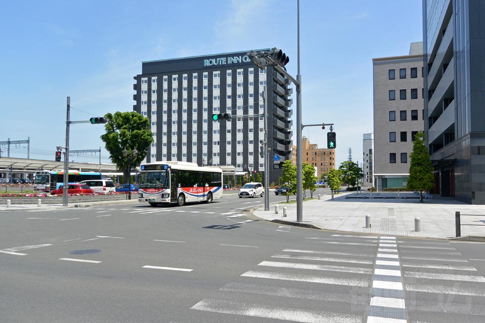 東武太田駅南口前