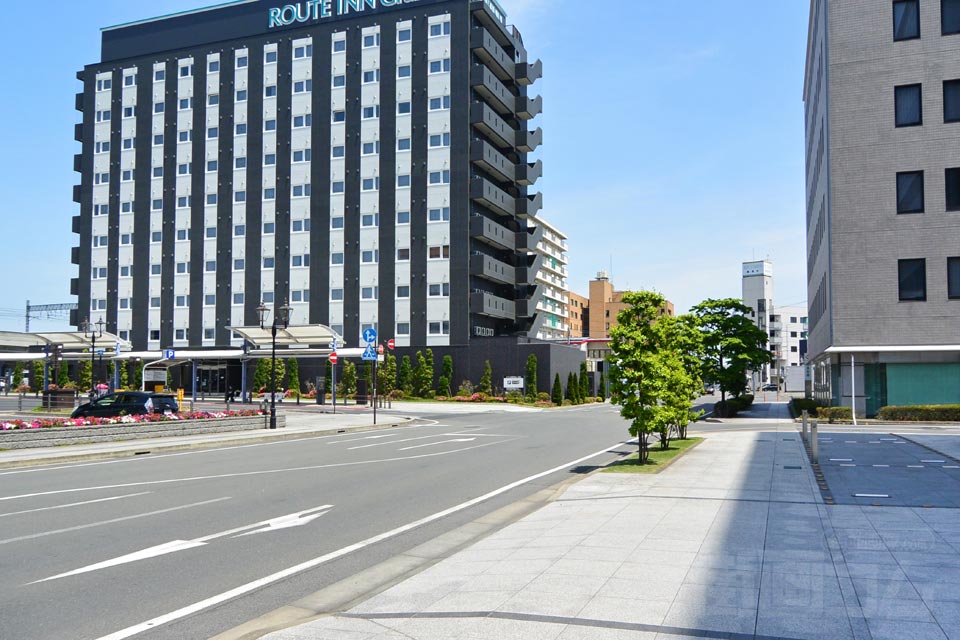 東武太田駅南口前