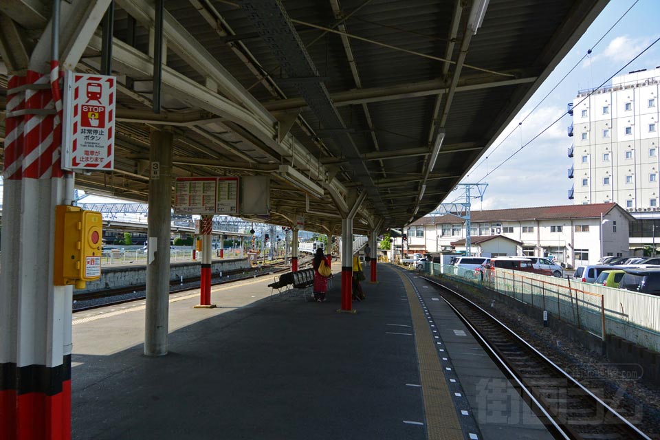 東武館林駅ホーム(東武佐野線)写真画像