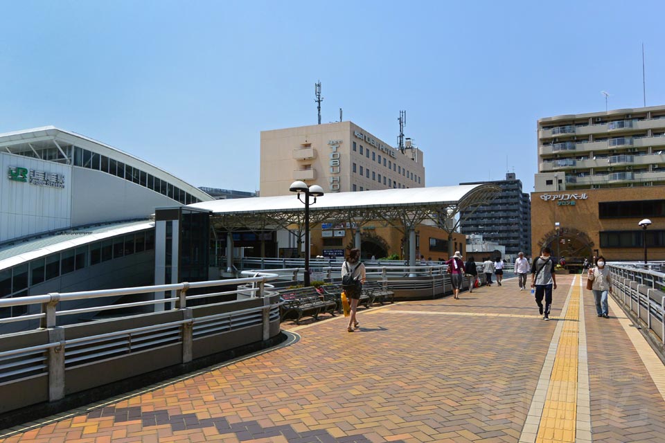 JR上尾駅東口前