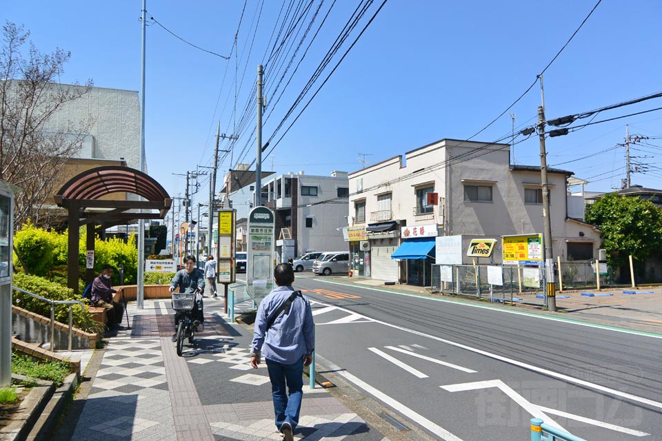 朝霞市役所バス停