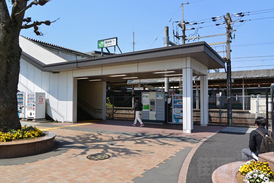 JR蓮田駅東口