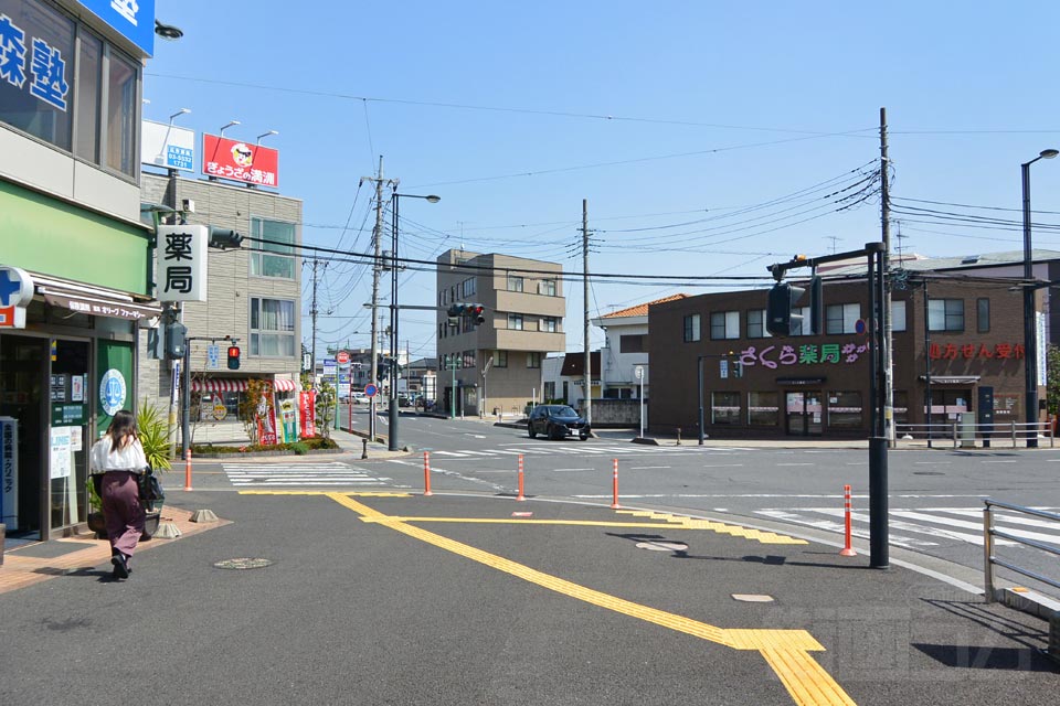 JR蓮田駅東口前