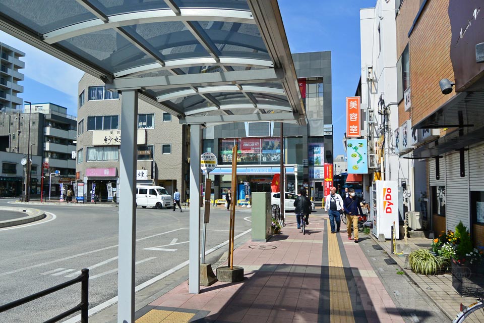 JR東大宮駅西口前