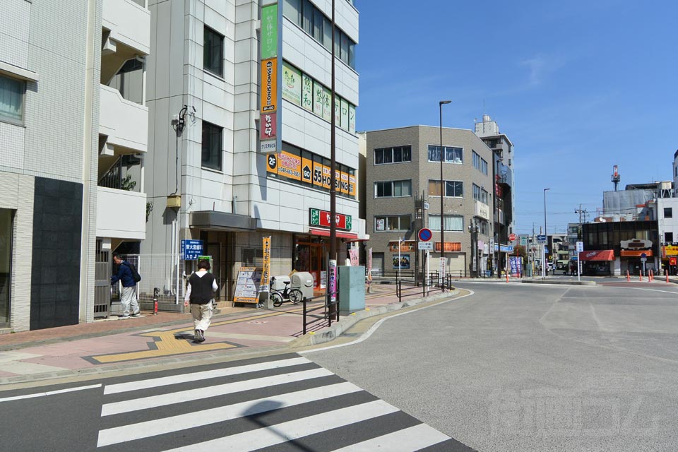 JR東大宮駅西口前