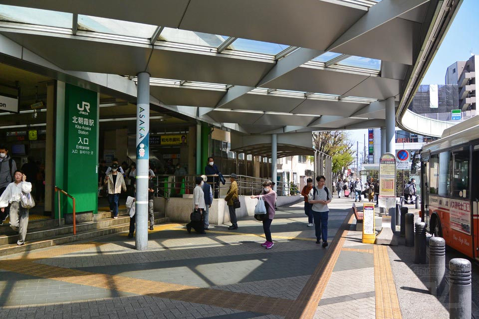 JR北朝霞駅東口前