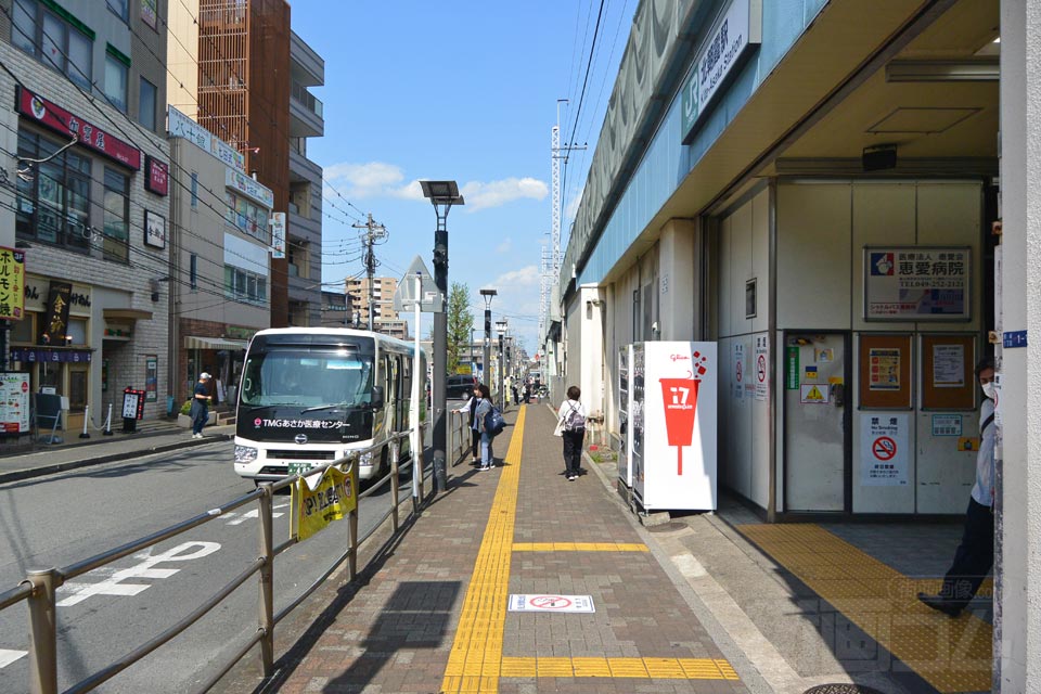 JR北朝霞駅西口前