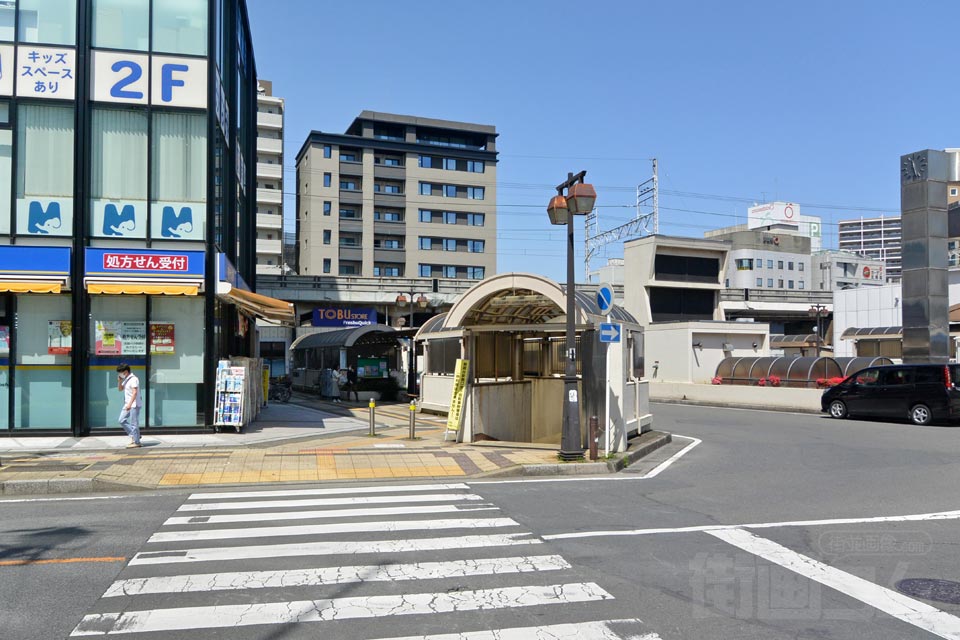 東武朝霞台駅南口前