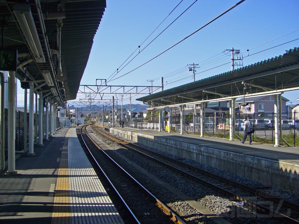 JR武蔵高萩駅ホーム(JR川越線)