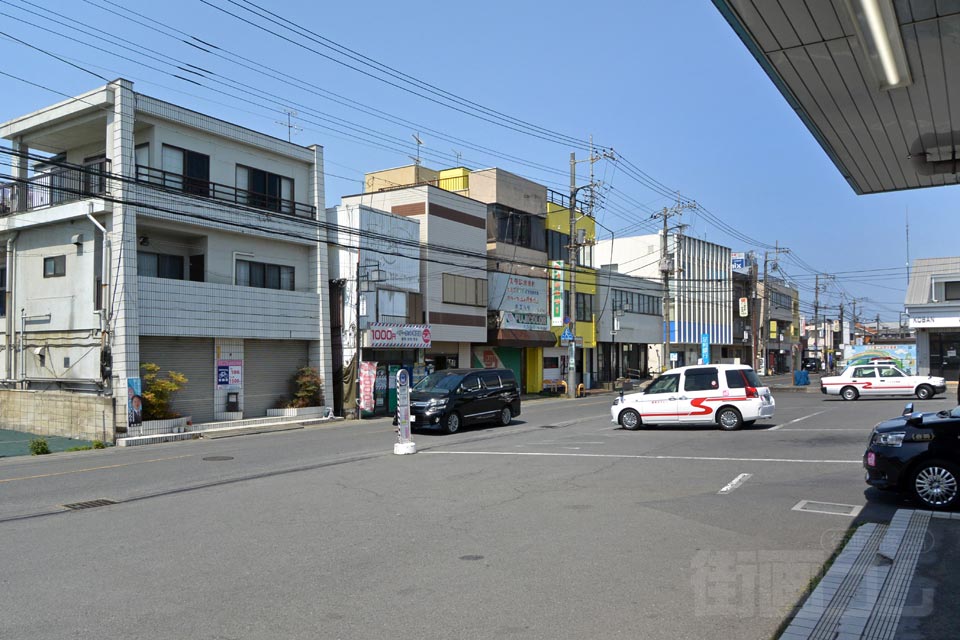 JR白岡駅西口前