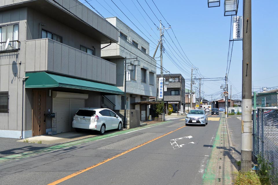 白岡駅西口商店街