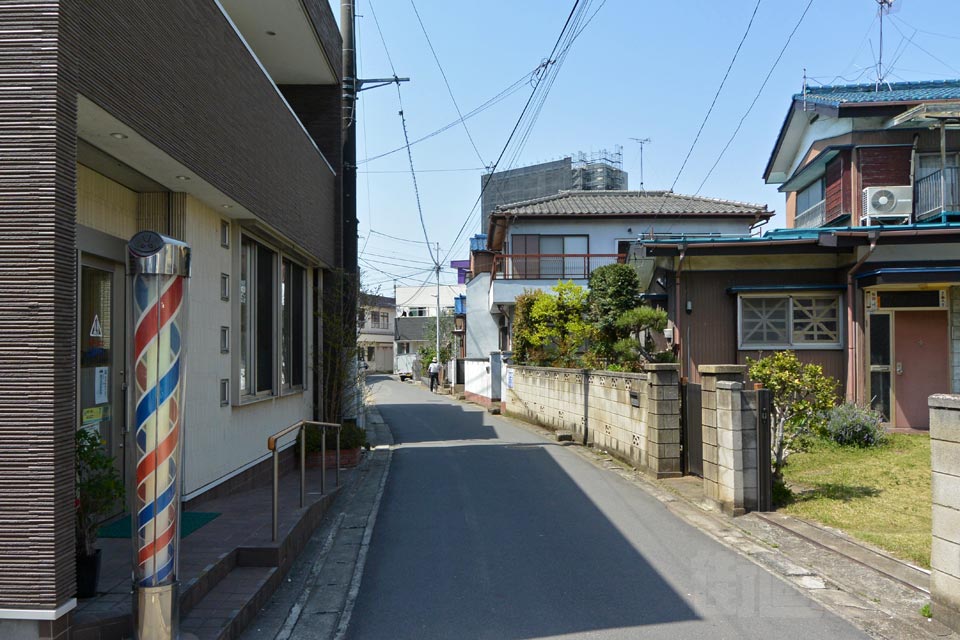 白岡駅西口商店街