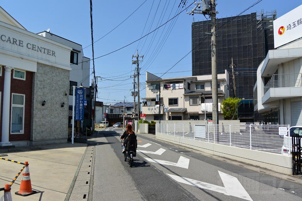 白岡駅西口商店街