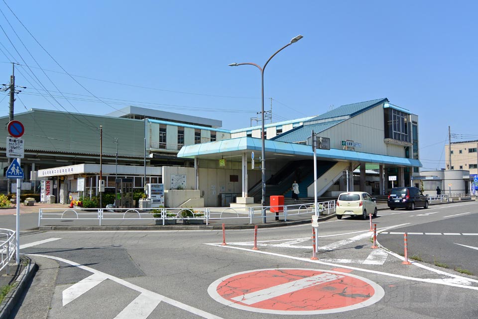 JR白岡駅東口