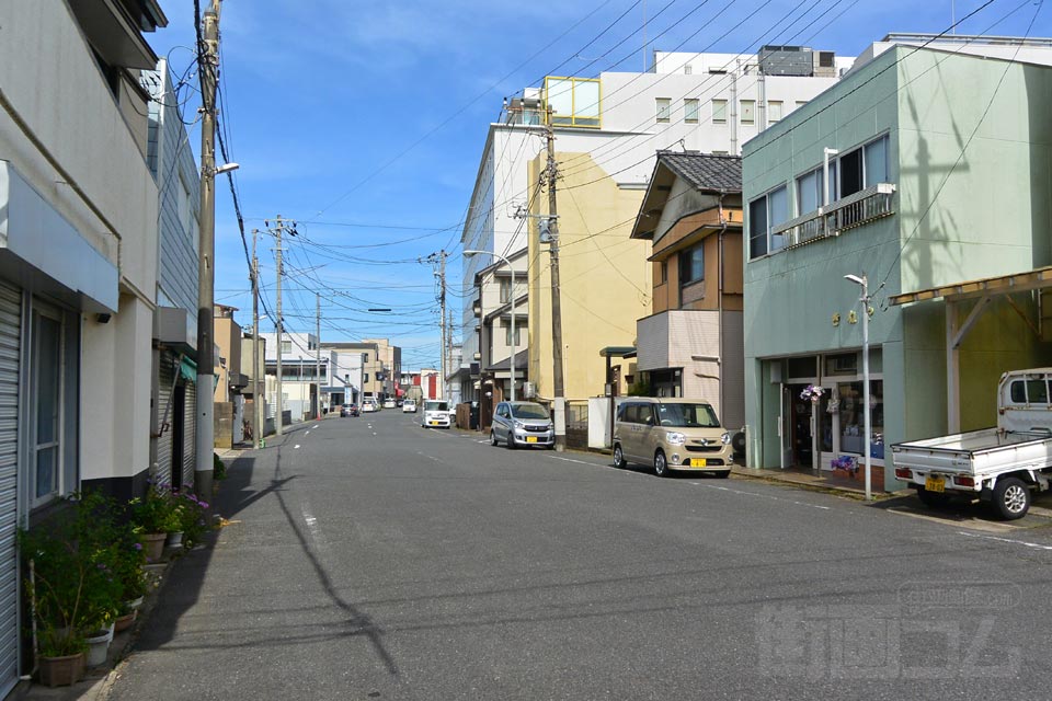 仲通り