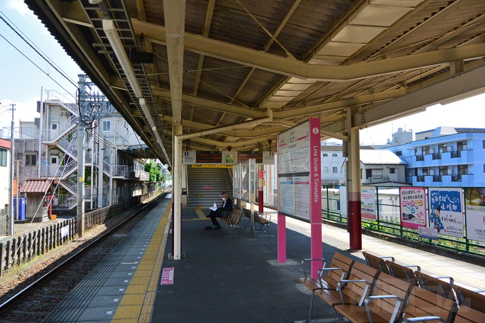 新京成くぬぎ山駅ホーム(新京成線)