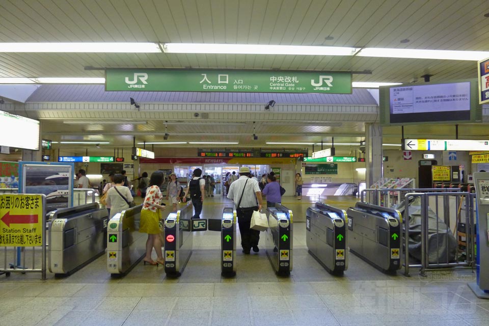 JR松戸駅中央改札口