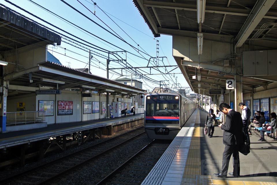 京成西船駅ホーム(JR常磐線)