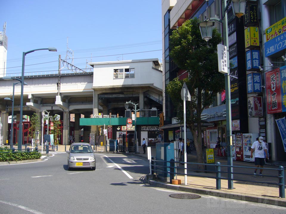 JR新松戸駅前