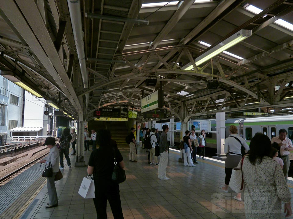 JR秋葉原駅ホーム(京浜東北線)
