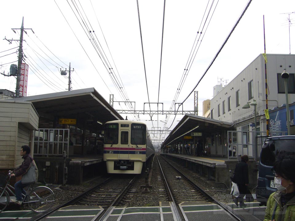 京王千歳烏山駅