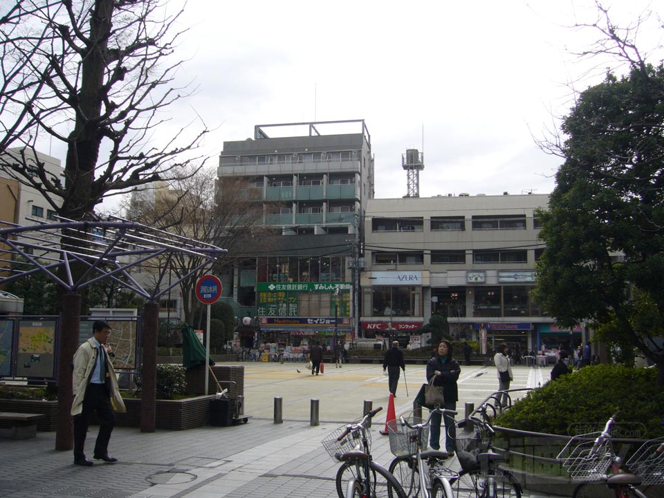 区民センター広場