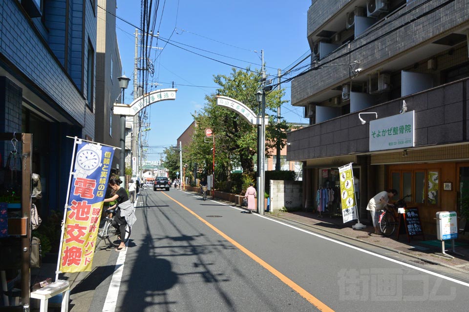 烏山交番横通り