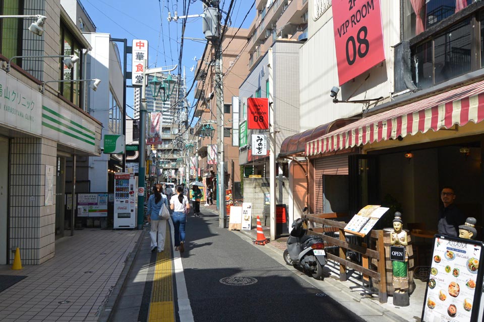 6番街商店街