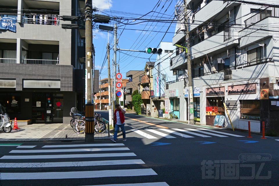 松葉通り入口交差点