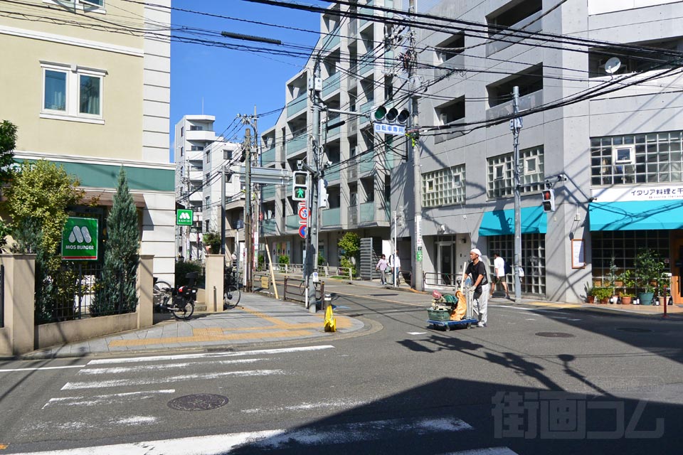 烏山総合支所交差点