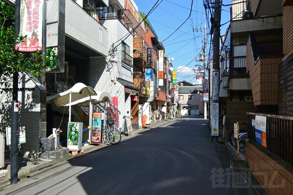 めぇ～る街（南烏山六丁目商店街）