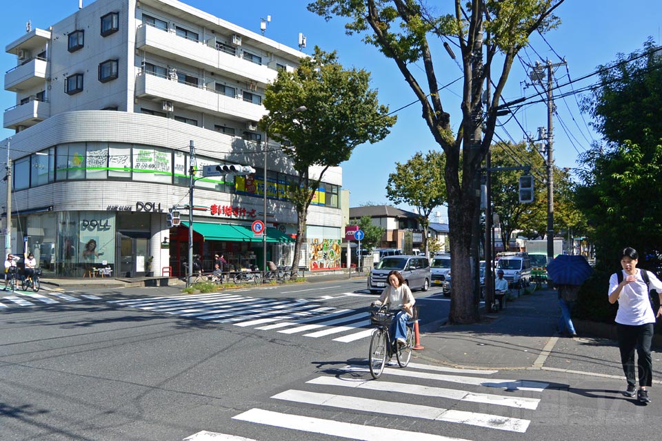 烏山交差点
