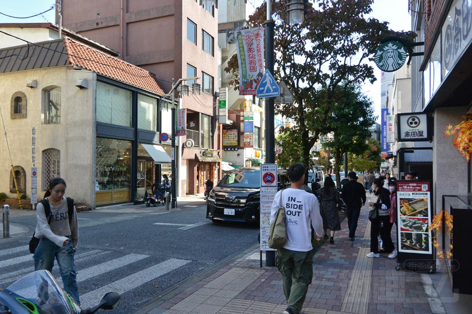 えるもーる烏山メイン通り