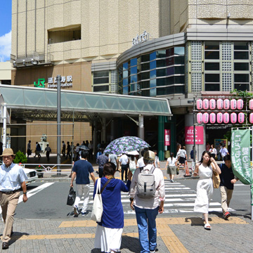 東京都渋谷区恵比寿駅前写真画像