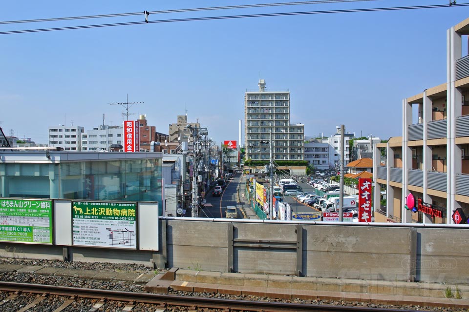 京王八幡山駅ホームから北側方面