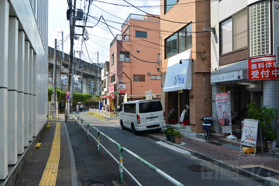 JR東十条駅北口(東側)前