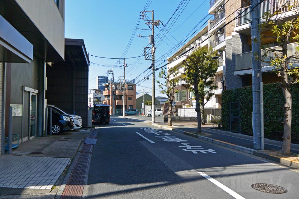 足立区千住曙町