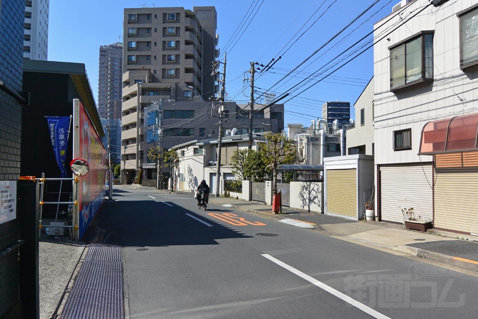 足立区千住曙町
