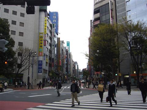 東口五差路交差点