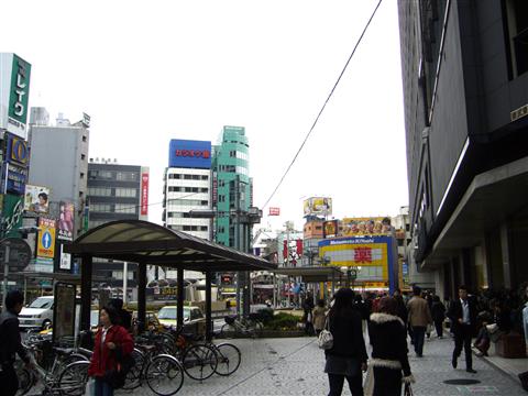 池袋駅西口