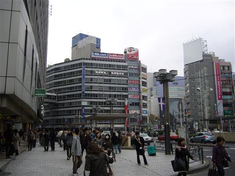 池袋駅西口
