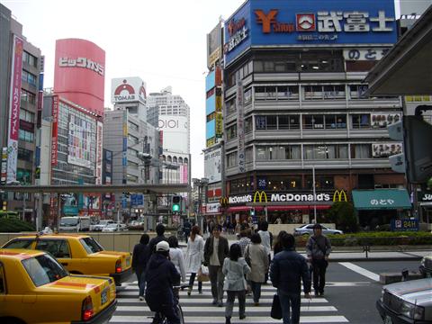 池袋駅西口