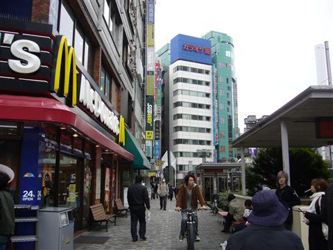 池袋駅西口
