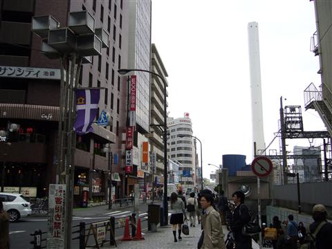 池袋駅西口