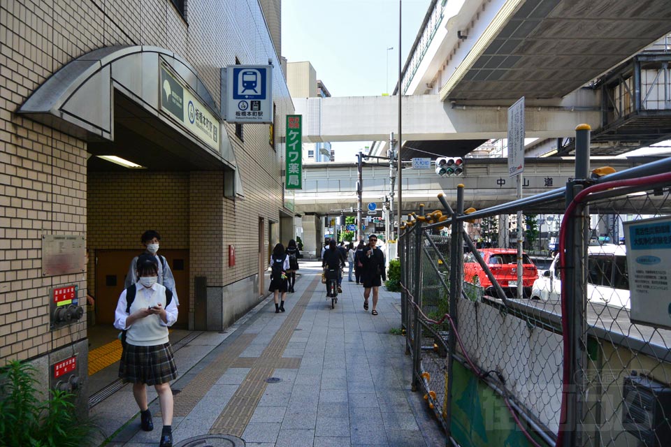 都営地下鉄板橋本町駅前