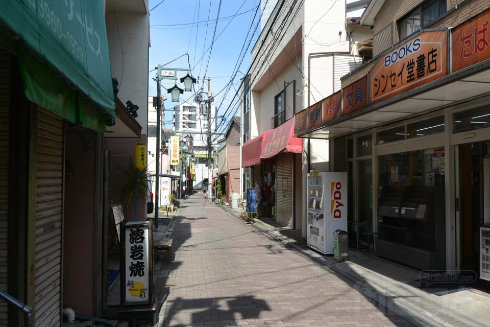 板橋イナリ通り商店街