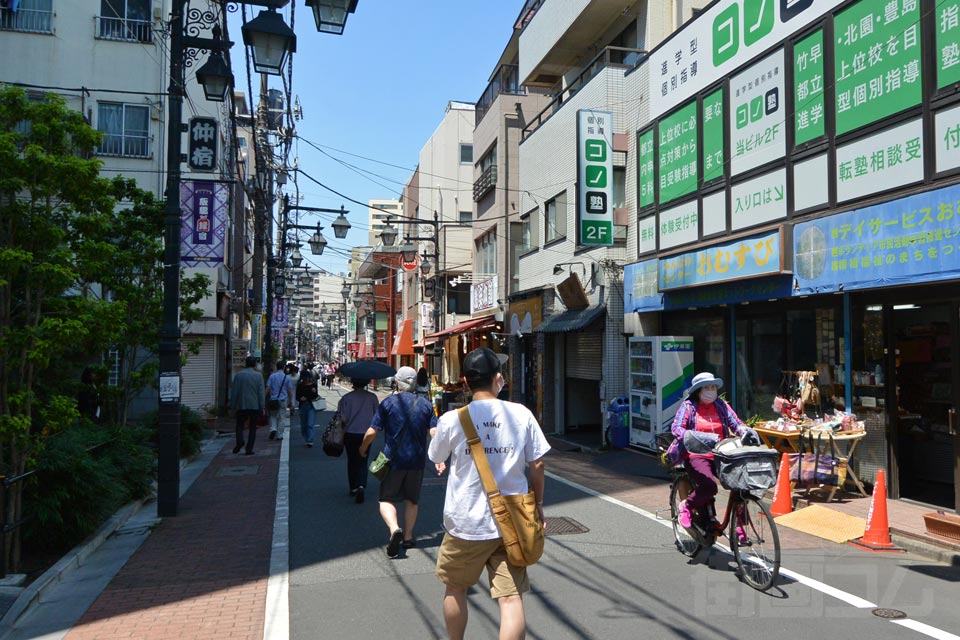 板橋仲宿商店街（旧中山道）