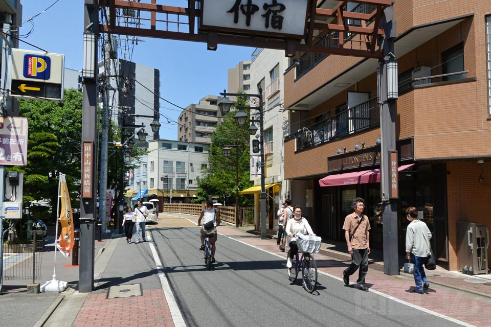 板橋仲宿商店街（旧中山道）